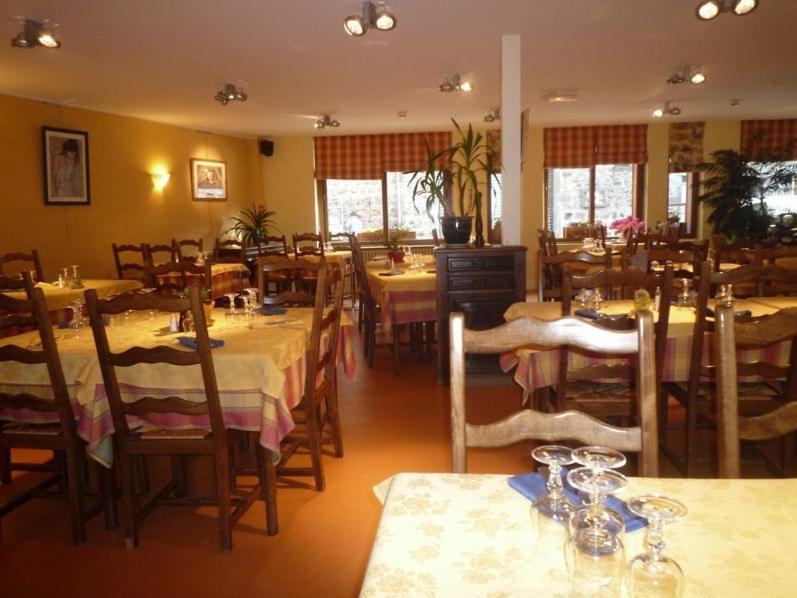 Hotel De France Le Bessat Ngoại thất bức ảnh